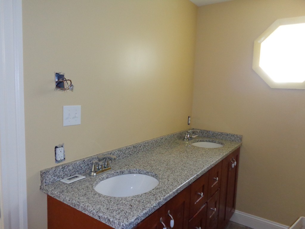 39 Springvale Avenue Lynn, MA 01904 - Photo 14 of 15 Gallery Image 14