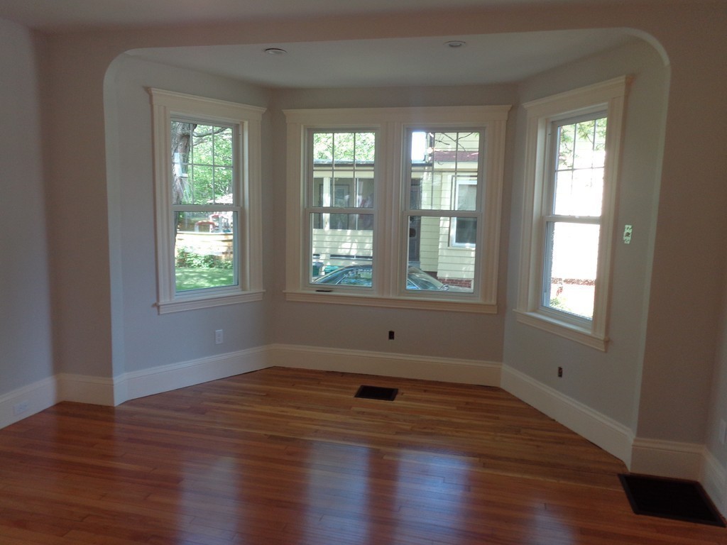39 Springvale Avenue Lynn, MA 01904 - Photo 7 of 15 Gallery Image 7
