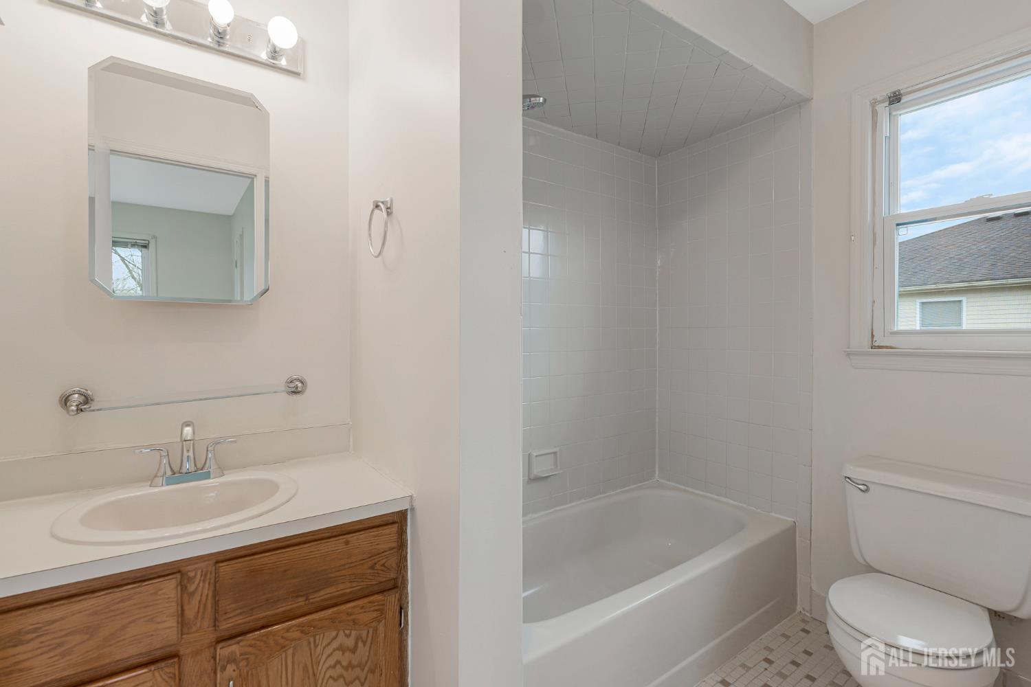 1 Tree Top Road Middlesex, NJ 08846 - Photo 15 of 27