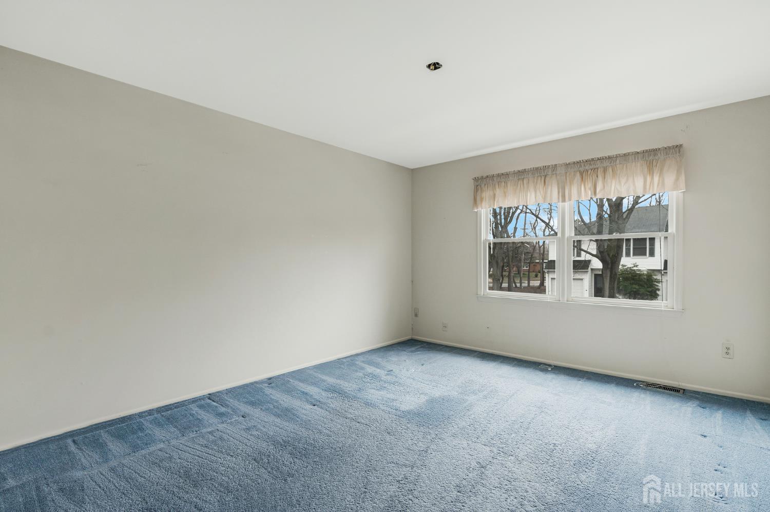 1 Tree Top Road Middlesex, NJ 08846 - Photo 20 of 27