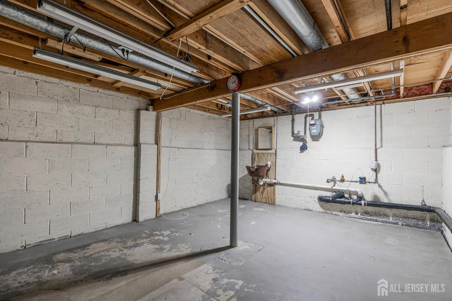 1 Tree Top Road Middlesex, NJ 08846 - Photo 25 of 27