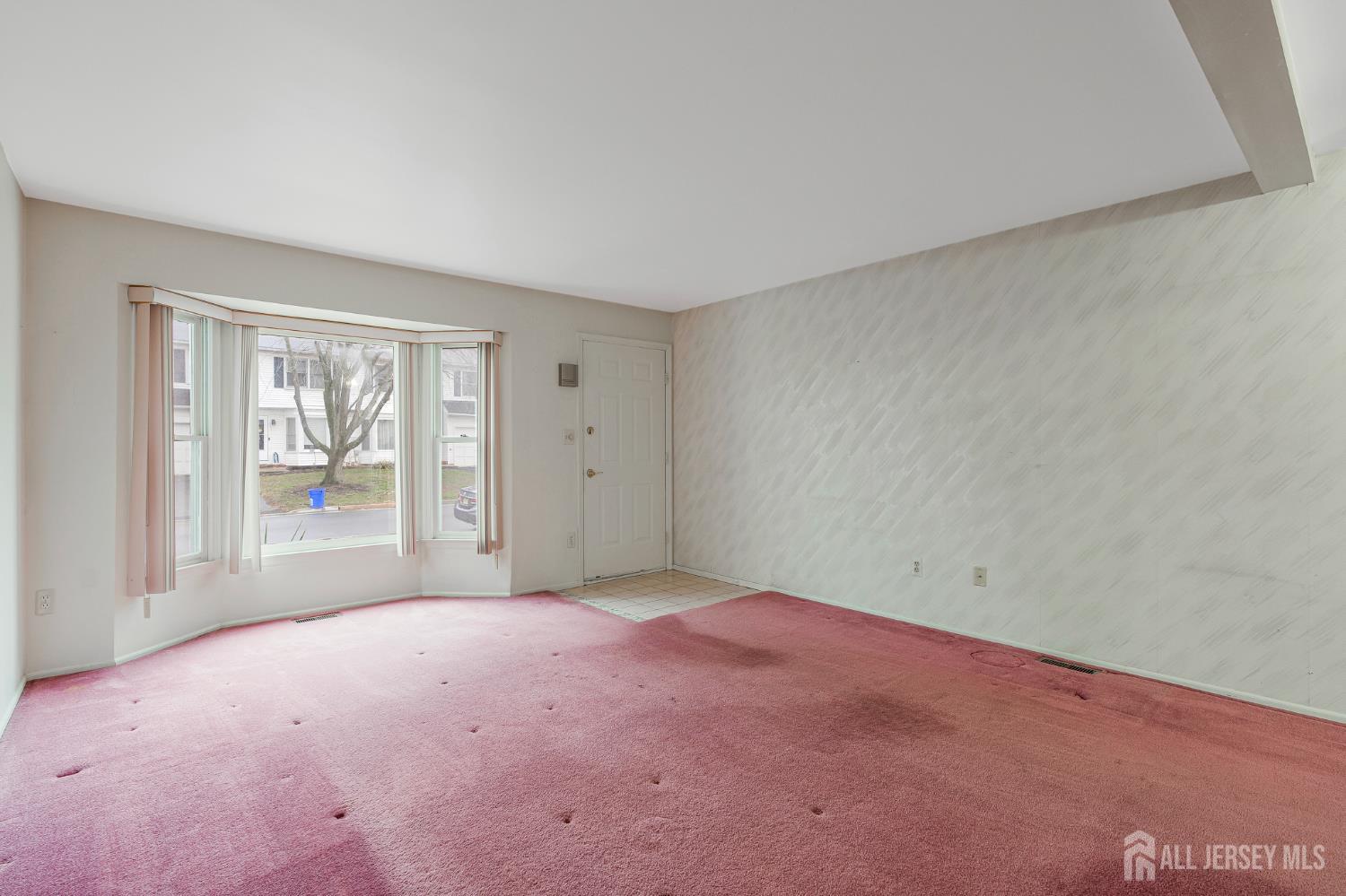 1 Tree Top Road Middlesex, NJ 08846 - Photo 6 of 27