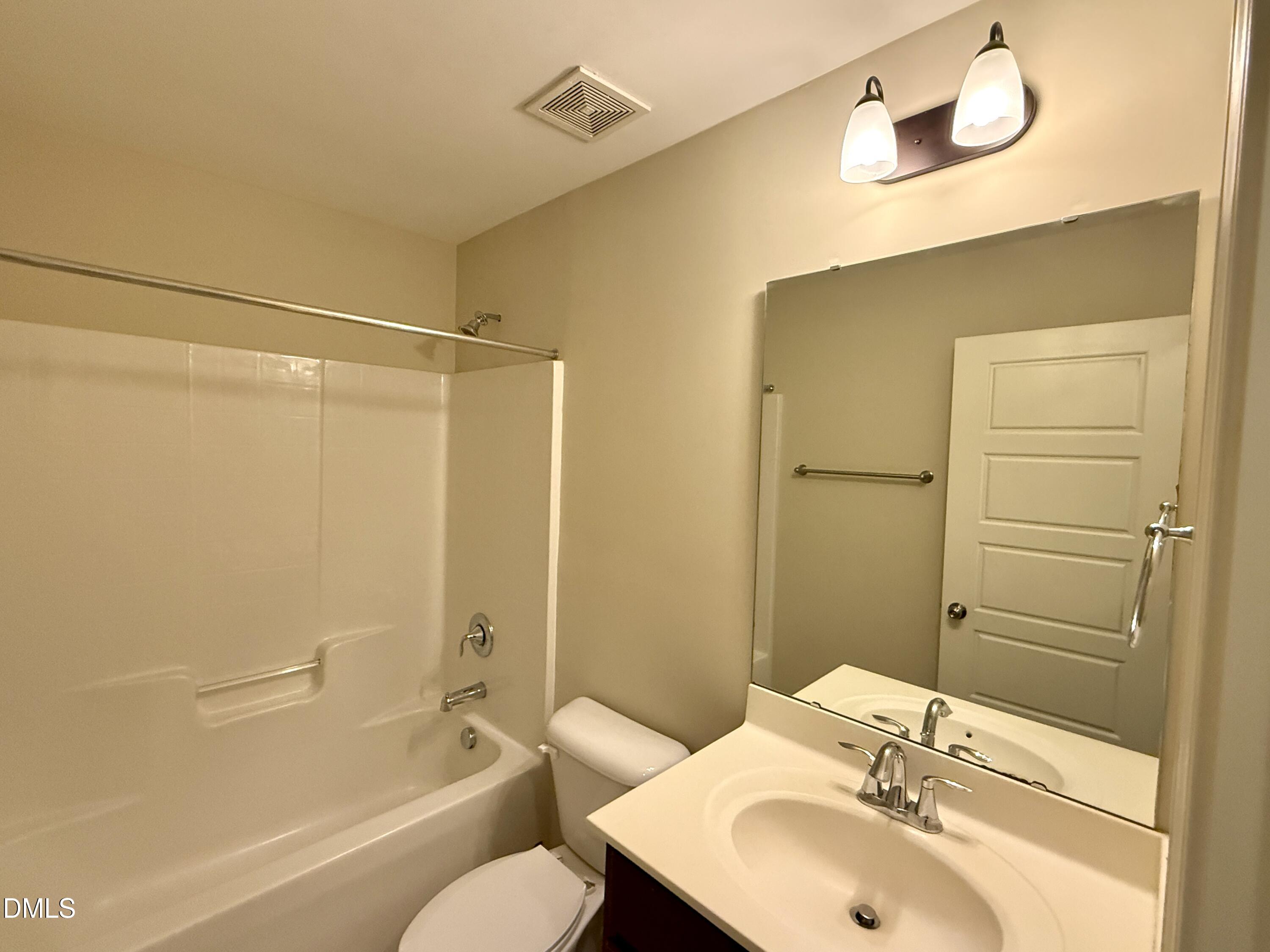 1008 Midtowne Way Durham, NC 27713 - Photo 17 of 21 IMG_4208