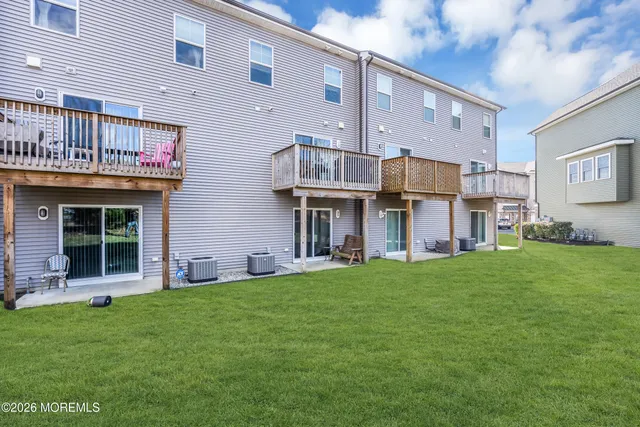 $399,999 | 19 Berkeley Crossings Way, Unit 319, Bayville, NJ 08721