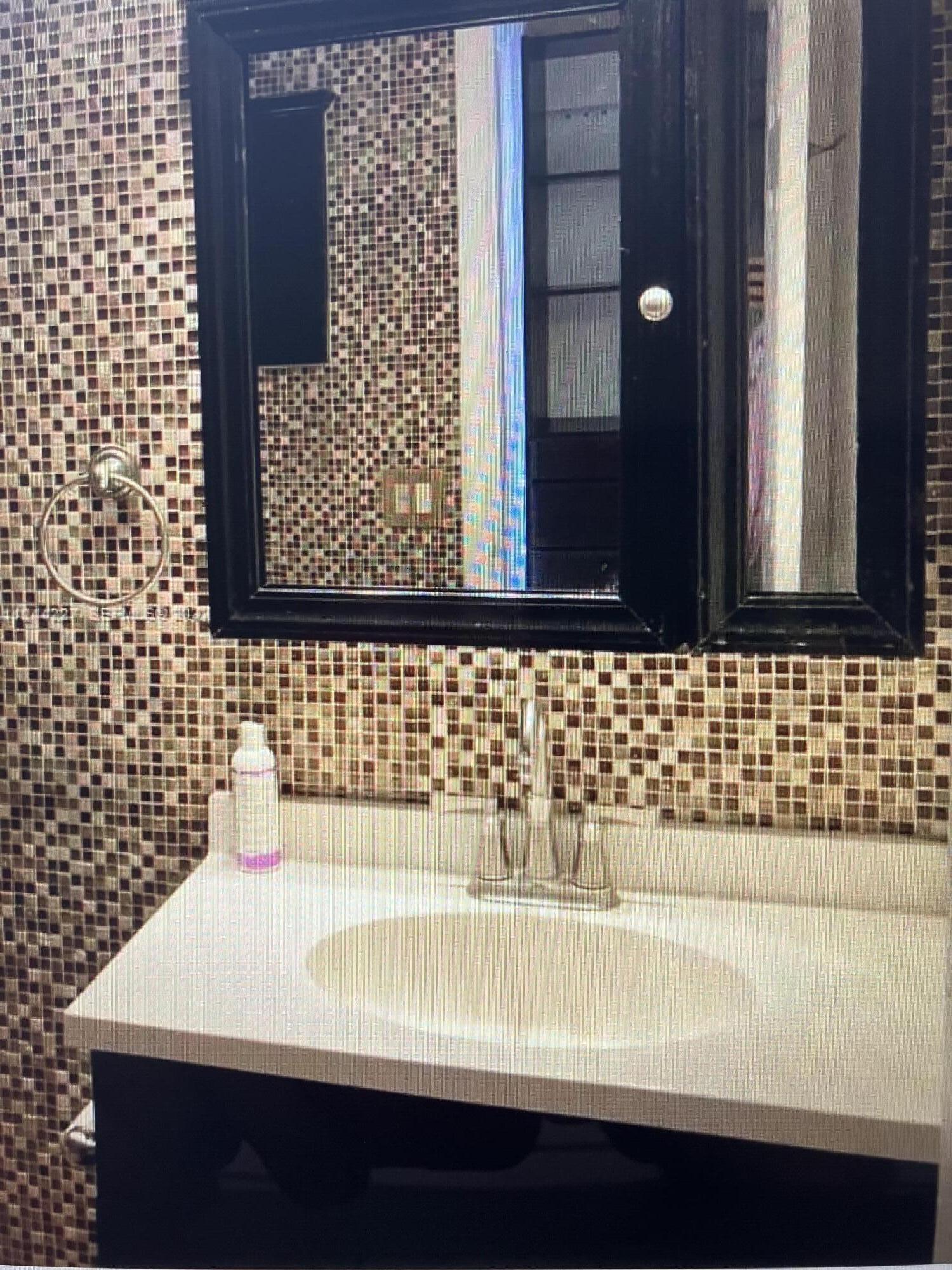 1174 Northwest 13th Street, Unit 236B Boca Raton, FL 33486 - Photo 7 of 24 IMG_5620