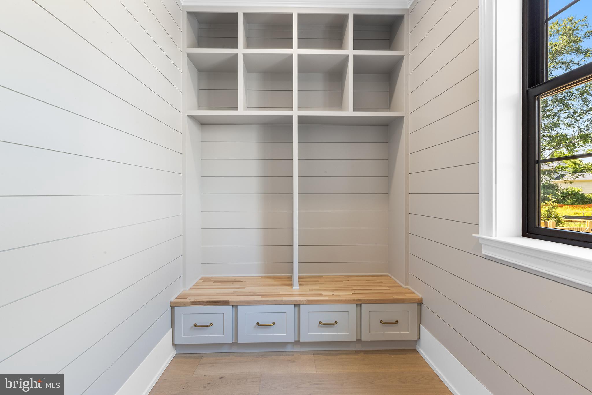 153 Kirk Road Garnet Valley, PA 19060 - Photo 23 of 66 a bathroom with bathtub and window