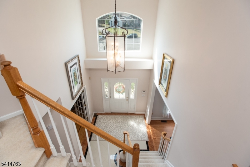 2 Ridge Road Green Brook, NJ 08812 - Photo 4 of 36