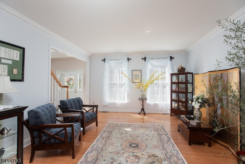 2 Ridge Road Green Brook, NJ 08812 - Photo 5 of 36