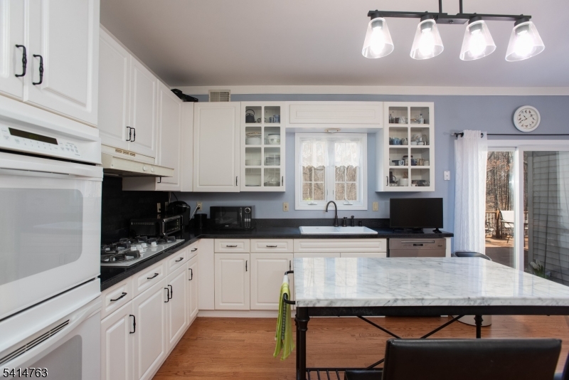 2 Ridge Road Green Brook, NJ 08812 - Photo 7 of 36