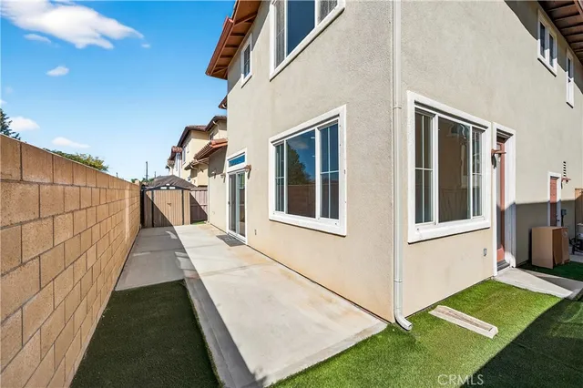 $849,900 | 229 East 220th Street, Carson, CA 90745