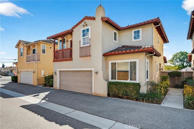 $849,900 | 229 East 220th Street, Carson, CA 90745