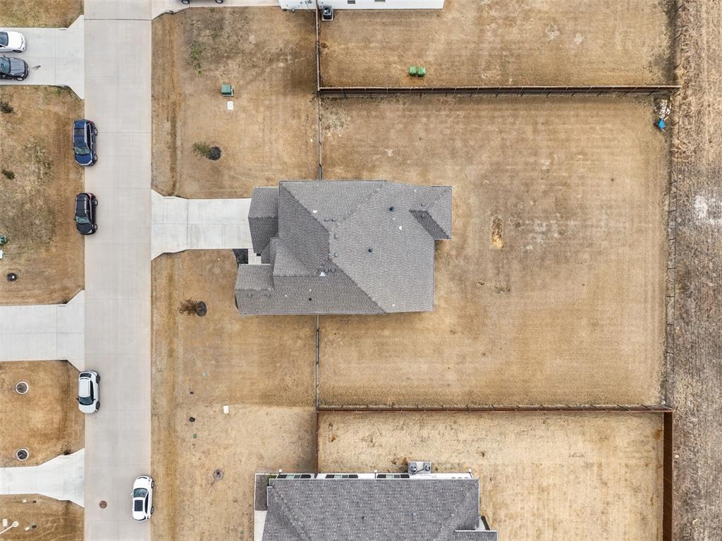 9437 Wildcat Ridge Godley, TX 76044 - Photo 28 of 37 view of bathroom with shower