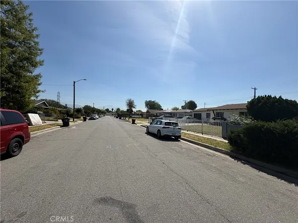 $405,000 | 2004 West 15th Street, San Bernardino, CA 92411