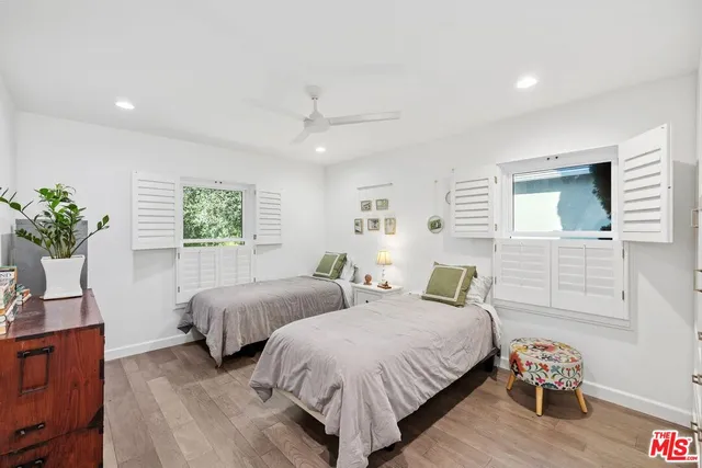 $1,995,000 | 2342 Beverwil Drive, Los Angeles, CA 90034