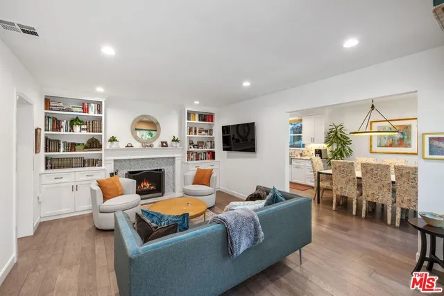 $1,995,000 | 2342 Beverwil Drive, Los Angeles, CA 90034