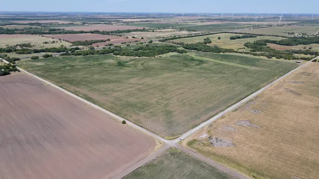 $557,200 | Nw/c Of East Nw/c Of E 140th Street, South Haven, KS 67140