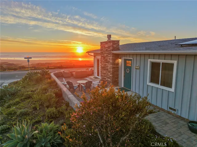 $2,589,000 | 3302 Beachcomber Drive, Morro Bay, CA 93442