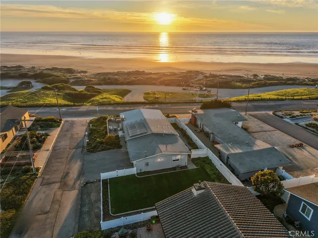 $2,589,000 | 3302 Beachcomber Drive, Morro Bay, CA 93442