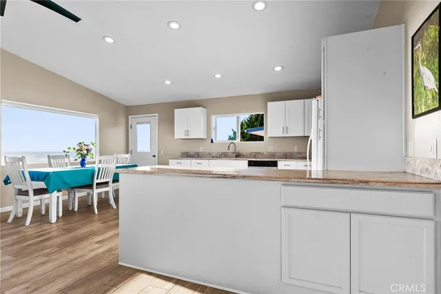 $2,589,000 | 3302 Beachcomber Drive, Morro Bay, CA 93442