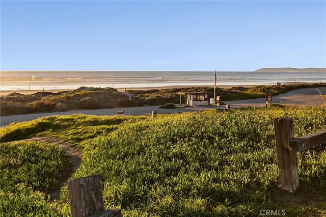 $2,589,000 | 3302 Beachcomber Drive, Morro Bay, CA 93442