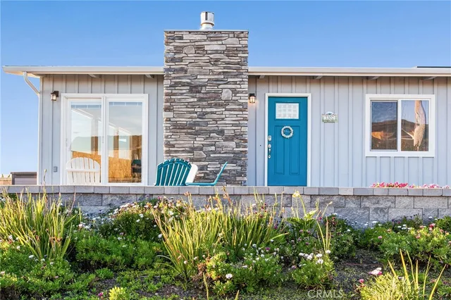 $2,589,000 | 3302 Beachcomber Drive, Morro Bay, CA 93442