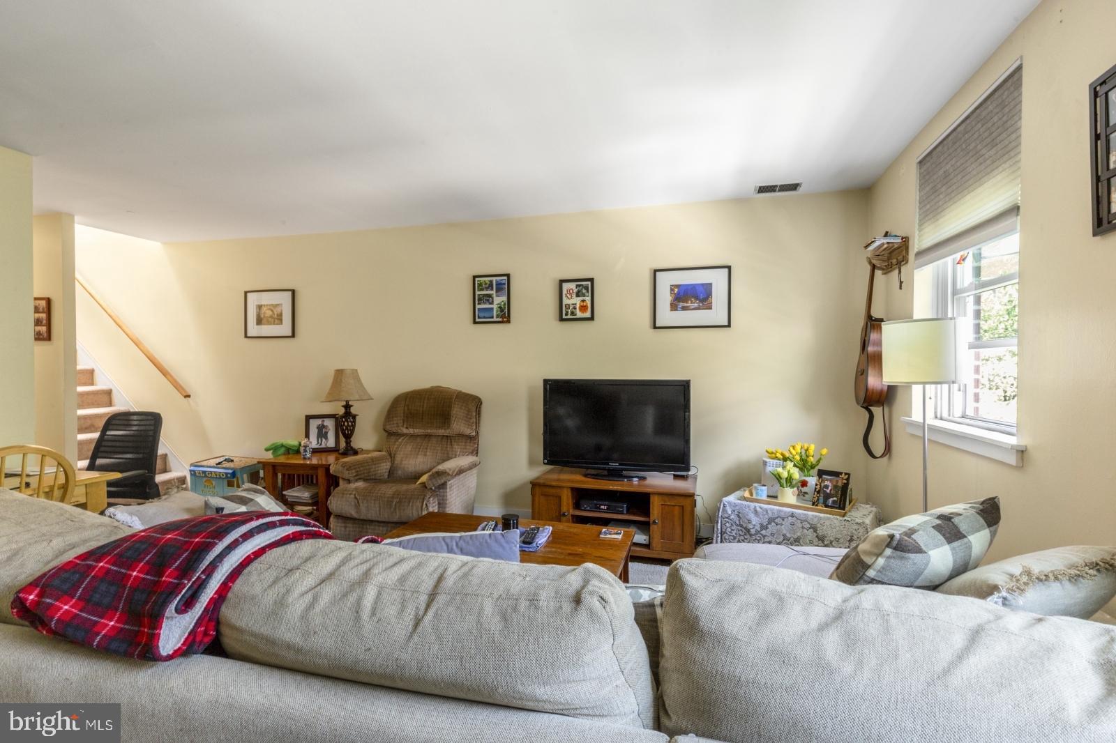 620 South 18th Street, Unit 2 Philadelphia, PA 19146 - Photo 3 of 20