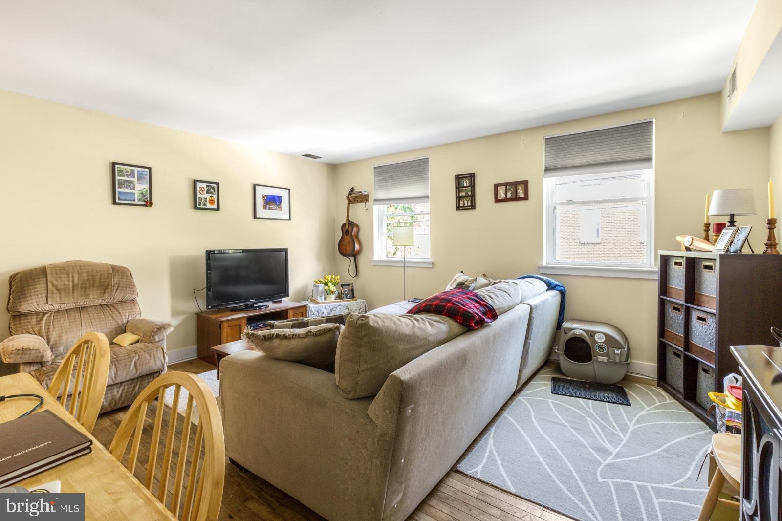 620 South 18th Street, Unit 2 Philadelphia, PA 19146 - Photo 4 of 20