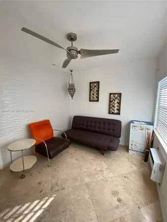 $1,650 | 635 8th Street, Unit 203, Miami Beach, FL 33139