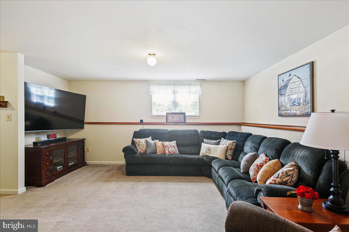 8480 Tipton Drive Laurel, MD 20723 - Photo 27 of 40