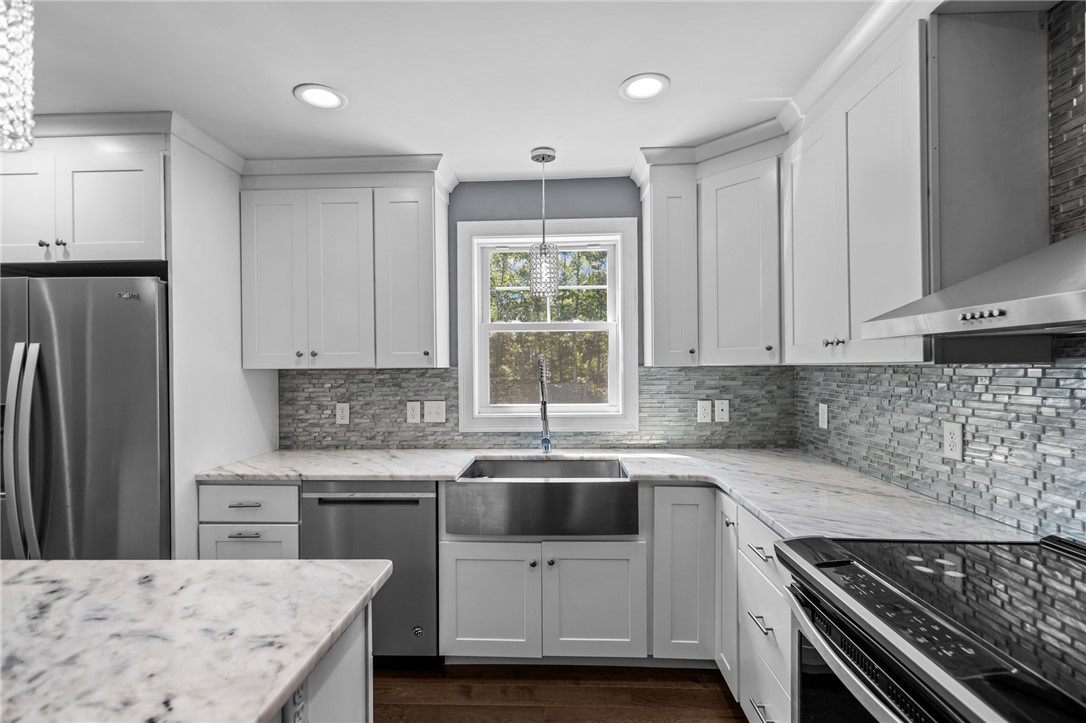 78 Harbor Ridge Lane Tiverton, RI 02878 - Photo 7 of 46