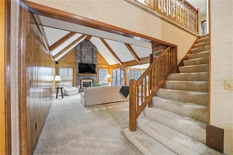 $425,000 | 8003 Mullen Road, Lenexa, KS 66215