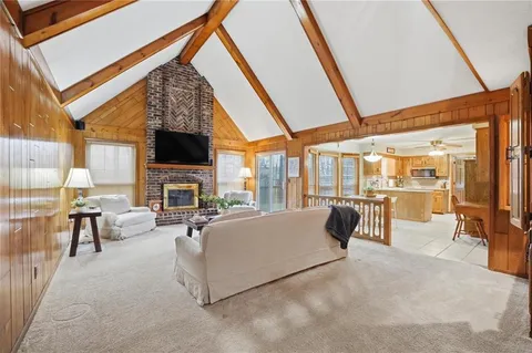 $425,000 | 8003 Mullen Road, Lenexa, KS 66215