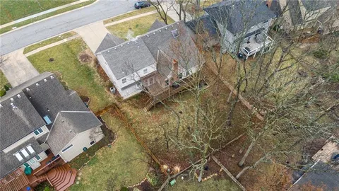 $425,000 | 8003 Mullen Road, Lenexa, KS 66215