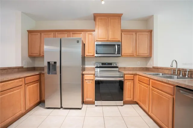 $2,095 | 5828 Nature Terrace Cove, Tampa, FL 33617