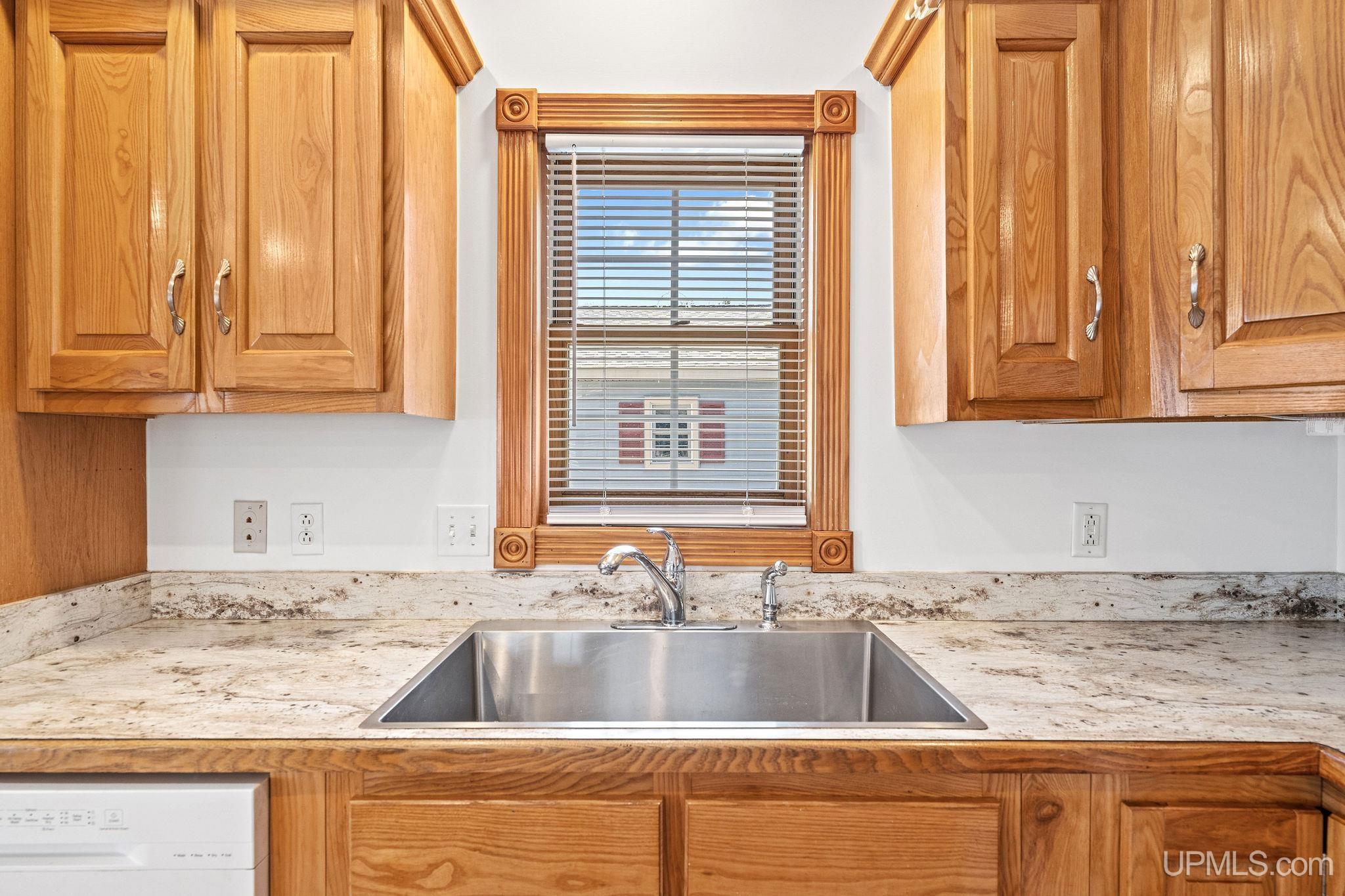 N6889 Connors Road, Unit 4 Munising, MI 49862 - Photo 6 of 27