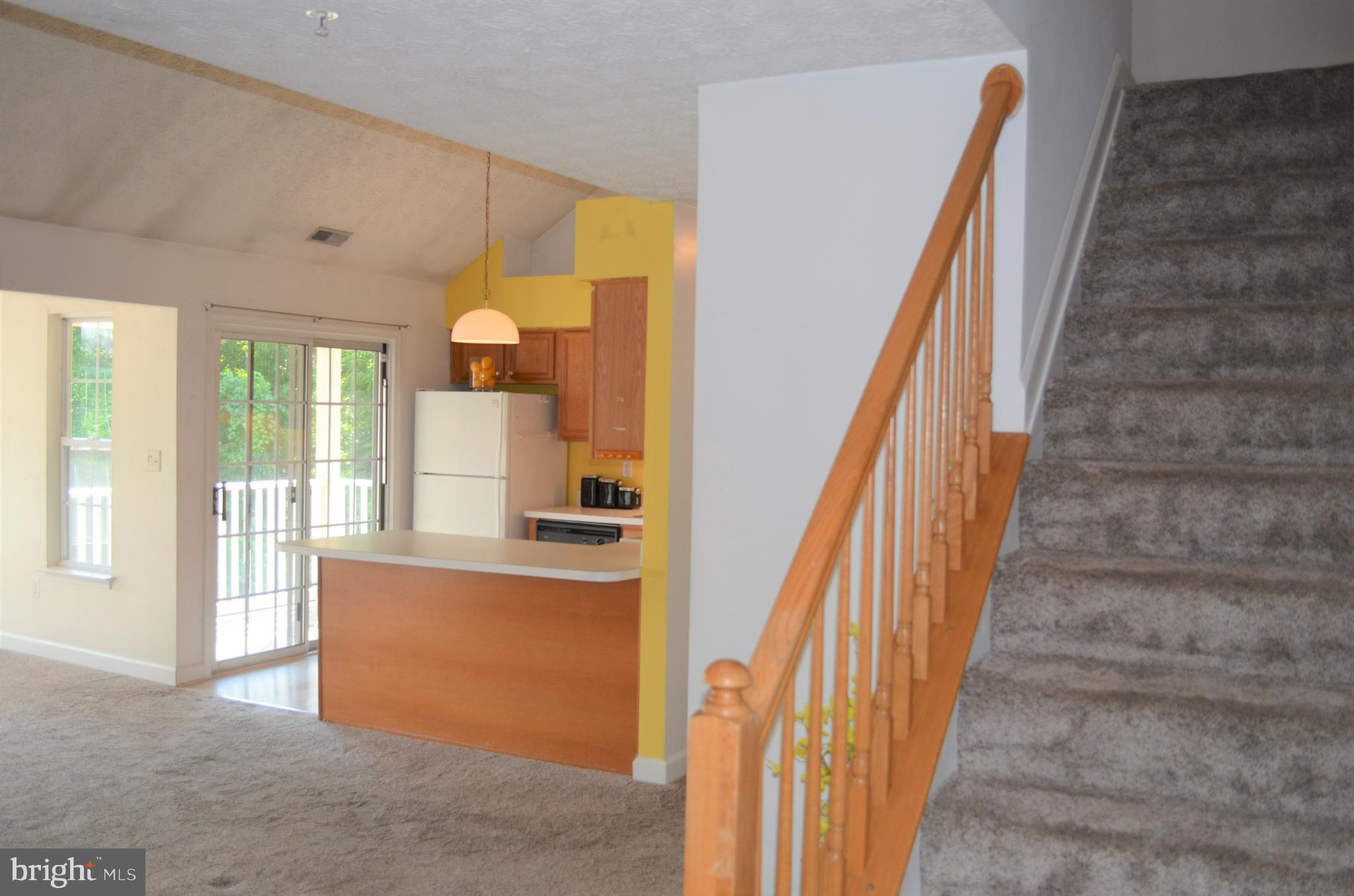 6505 Springwater Court, Unit 7403 Frederick, MD 21701 - Photo 3 of 39 Foyer entering the condo