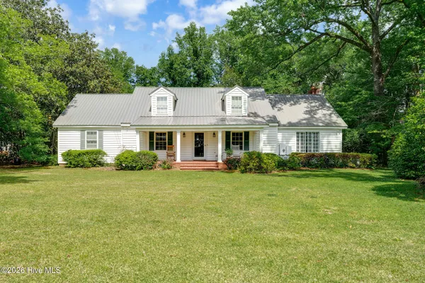 $399,900 | 218 North Duplin Street, Wallace, NC 28466