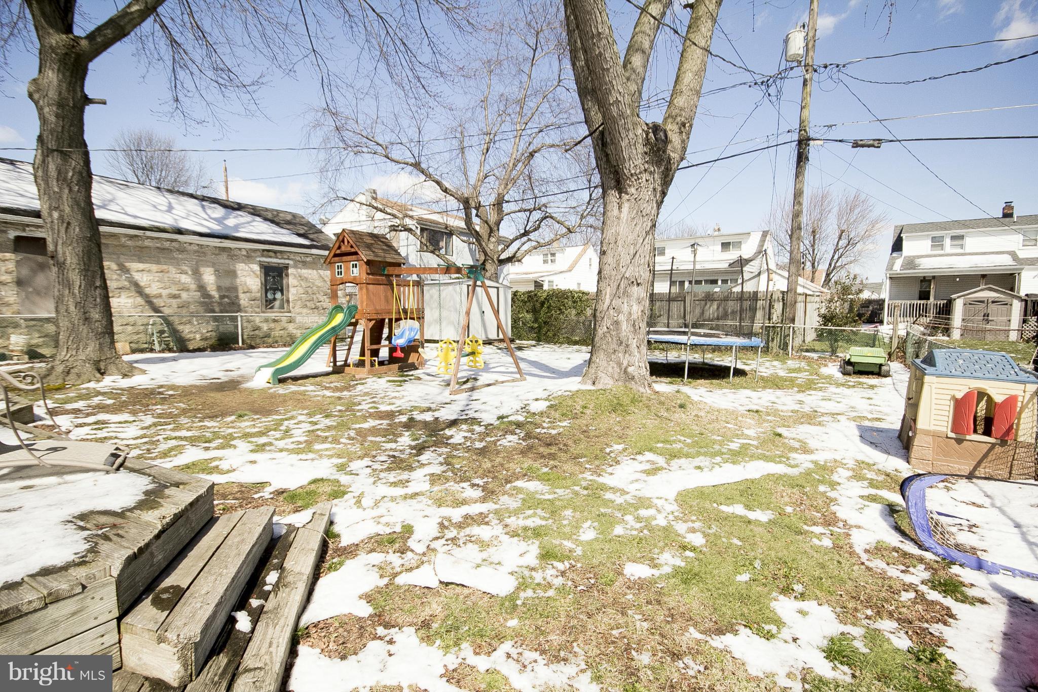 11 Crafton Road Baltimore, MD 21221 - Photo 23 of 24 Exterior (Rear)
