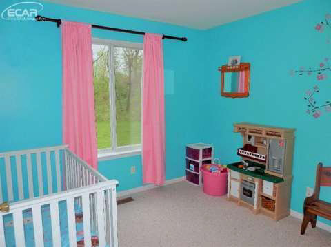 1522 Bone Road Fenton, MI 48430 - Photo 9 of 15 20437962-8.JPG