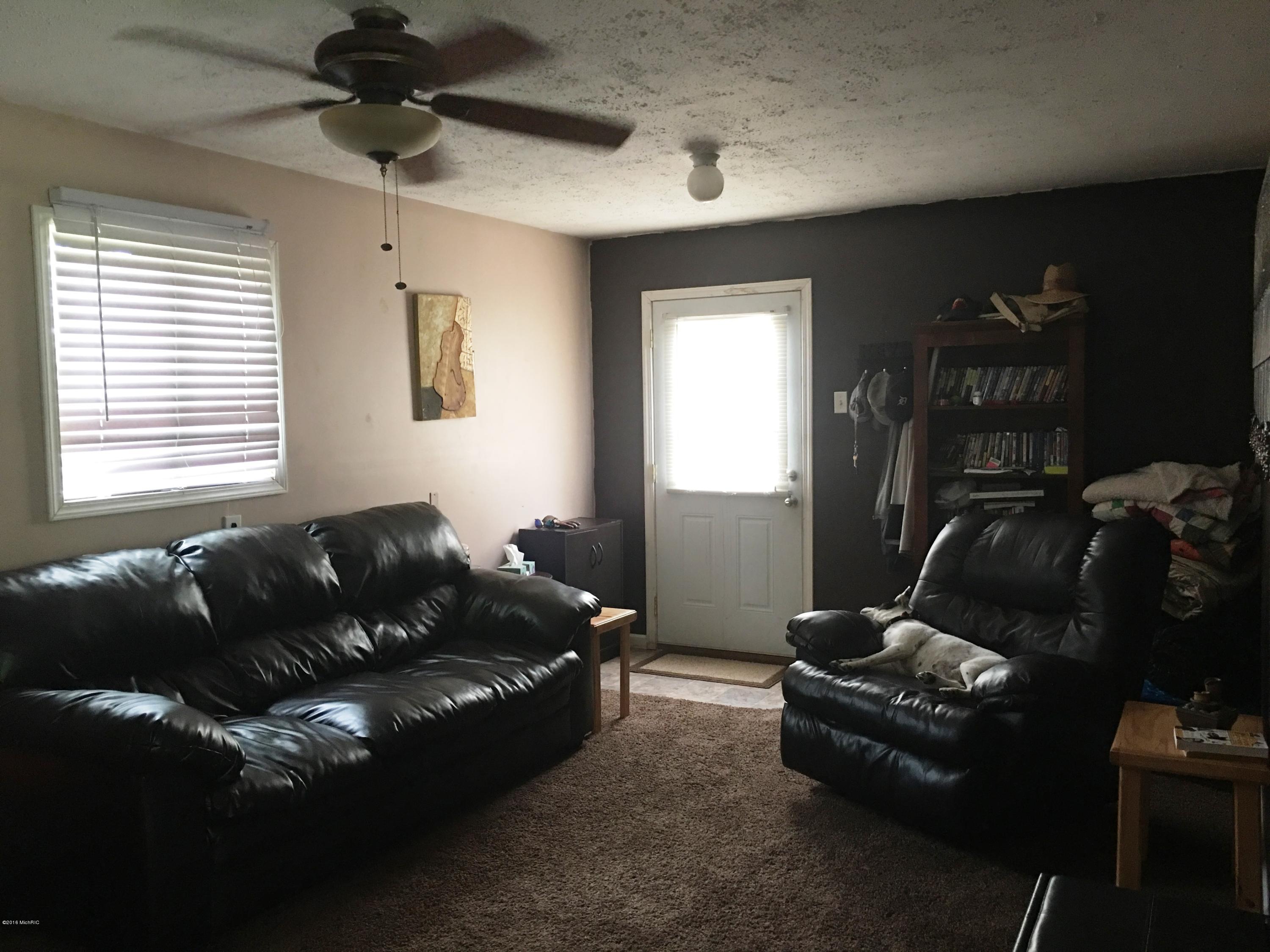 21392 West 6 Mile Road Reed City, MI 49677 - Photo 22 of 23 IMG_4220