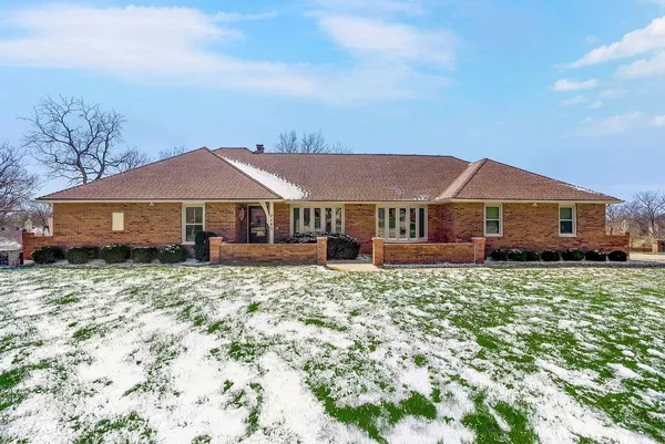 $495,000 | 7105 East 69 Terrace, Kansas City, MO 64133