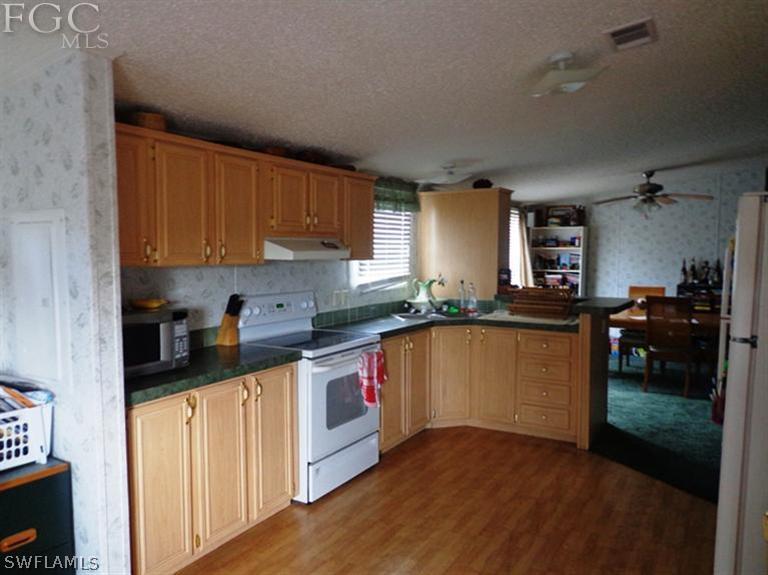 257 J4 Ranch Road LaBelle, FL 33935 - Photo 8 of 12 Gallery Image 8