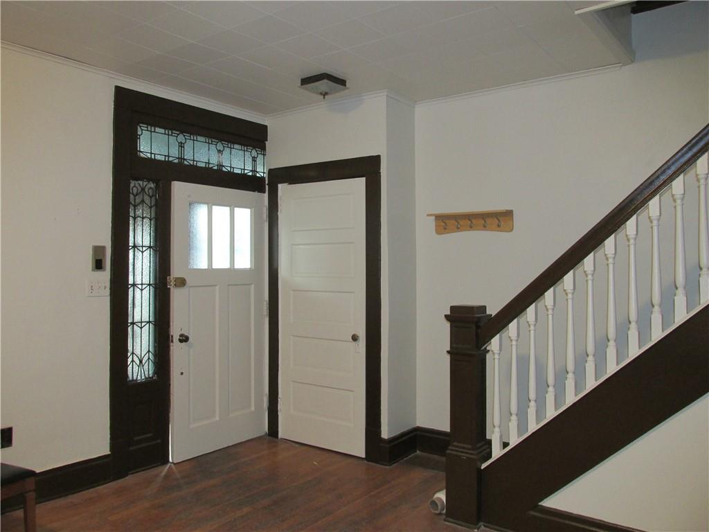607 Gettysburg Street Pittsburgh, PA 15206 - Photo 3 of 13 a view of an entryway with wooden floor