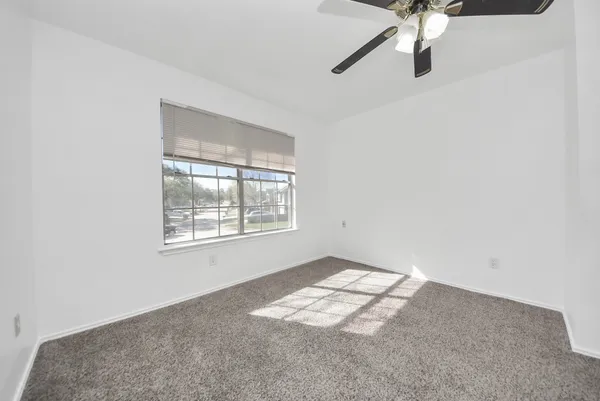 $2,175 | 403 Willow W Drive, Houston, TX 77073