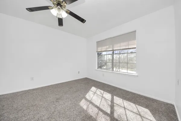$2,175 | 403 Willow W Drive, Houston, TX 77073