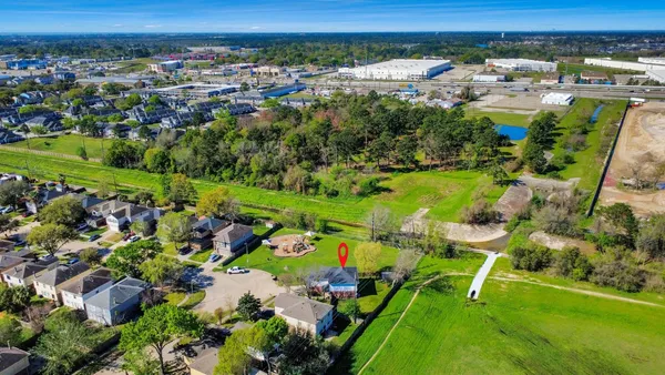 $2,175 | 403 Willow W Drive, Houston, TX 77073