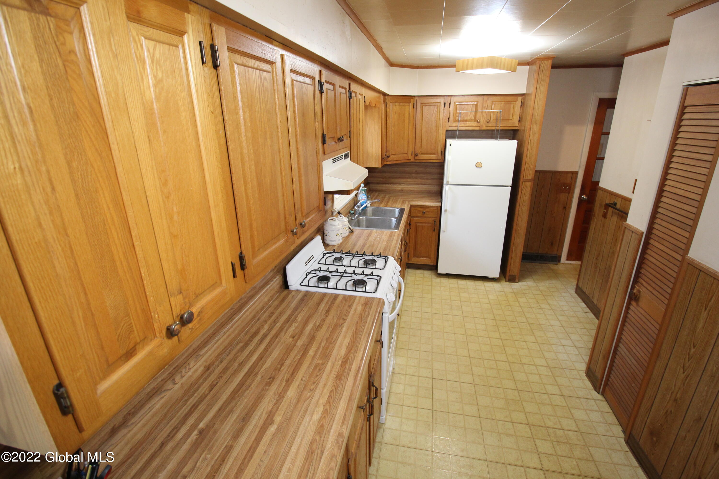 135 Geiser Road North Greenbush, NY 12198 - Photo 8 of 19 IMG_9790