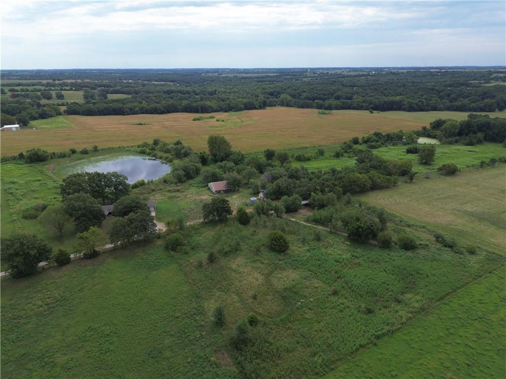 2333 Northeast County Road Butler, MO 64730 - Photo 17 of 44 Gallery Image 17