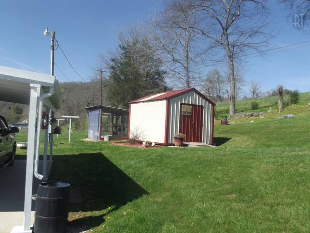 135 Difficult Road Pleasant Shade, TN 37145 - Photo 10 of 11