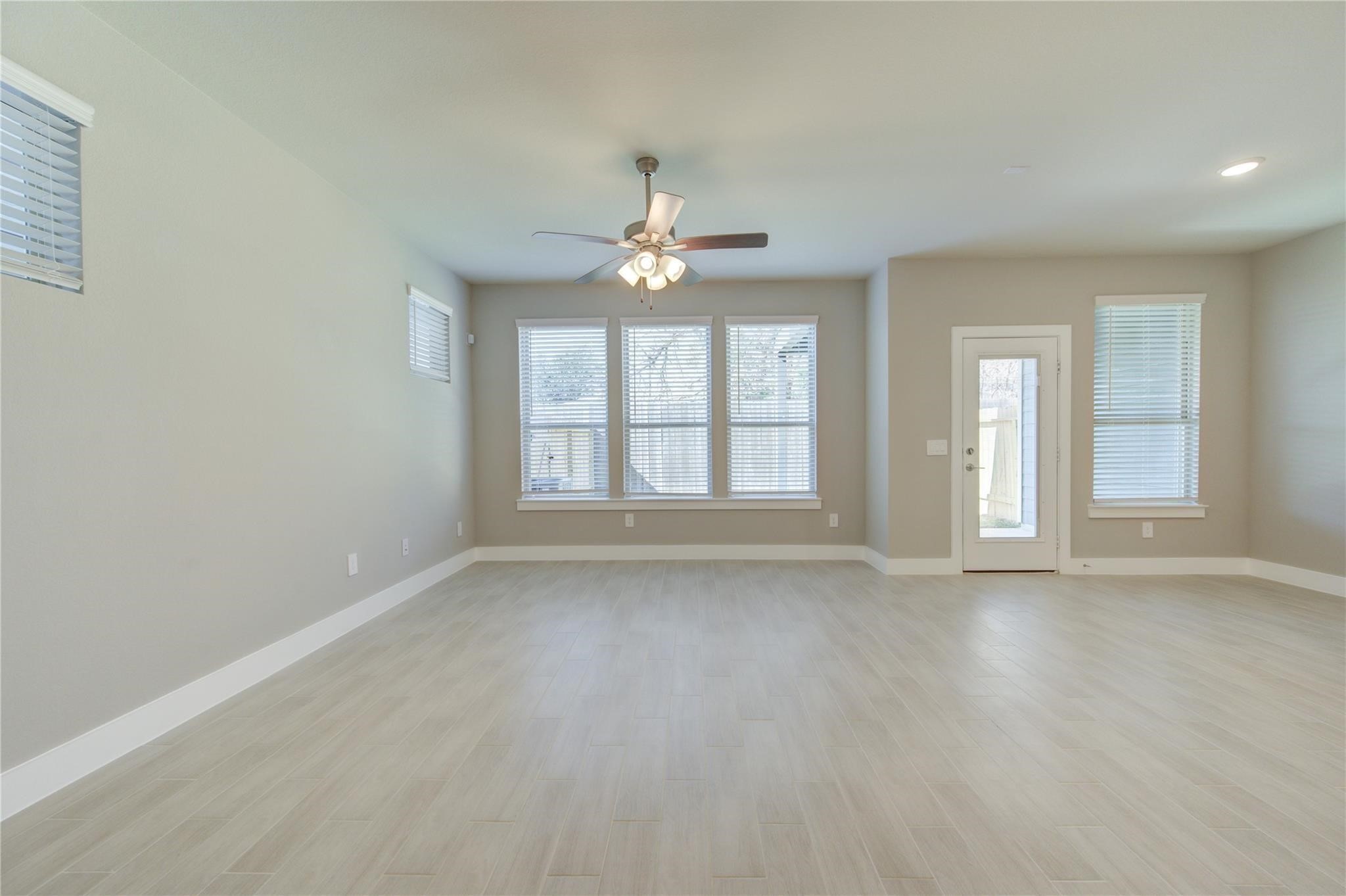 1709 Summerlyn Houston, TX 77080 - Photo 25 of 46